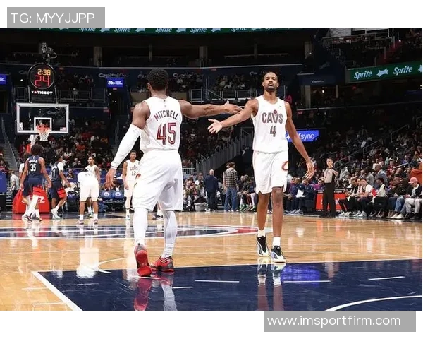 莫布里上半场表现出色高炮台状态回暖贡献10分5板2助1帽三分命中率高达66